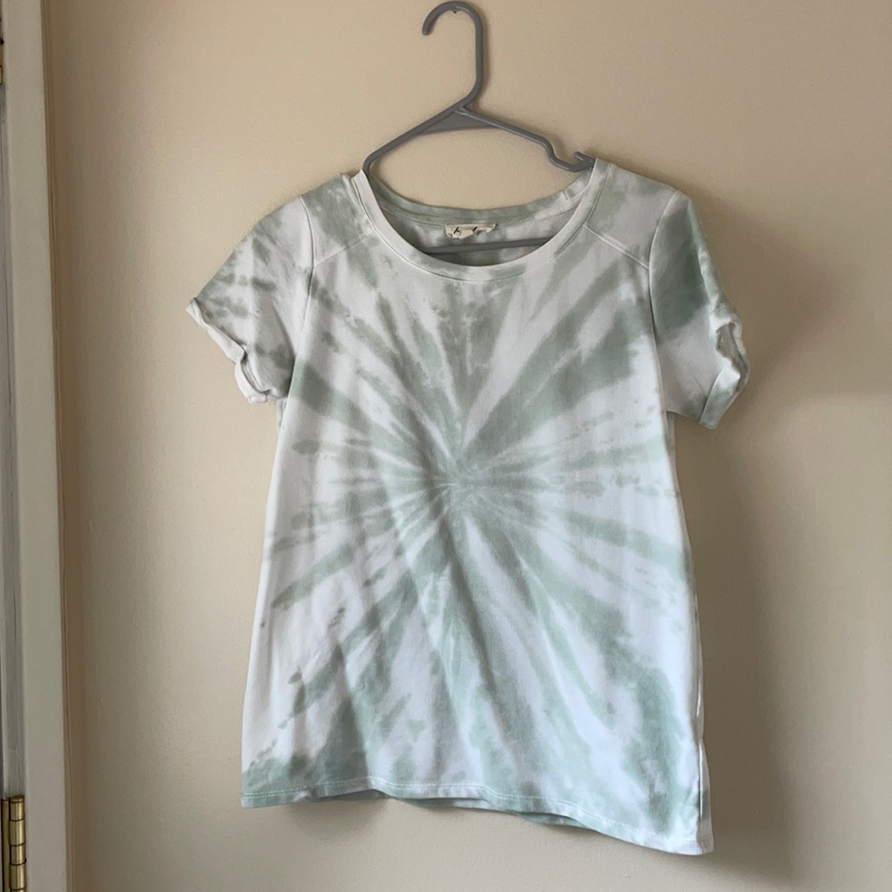 NWOT Tie Dye Short Sleeve Shirt